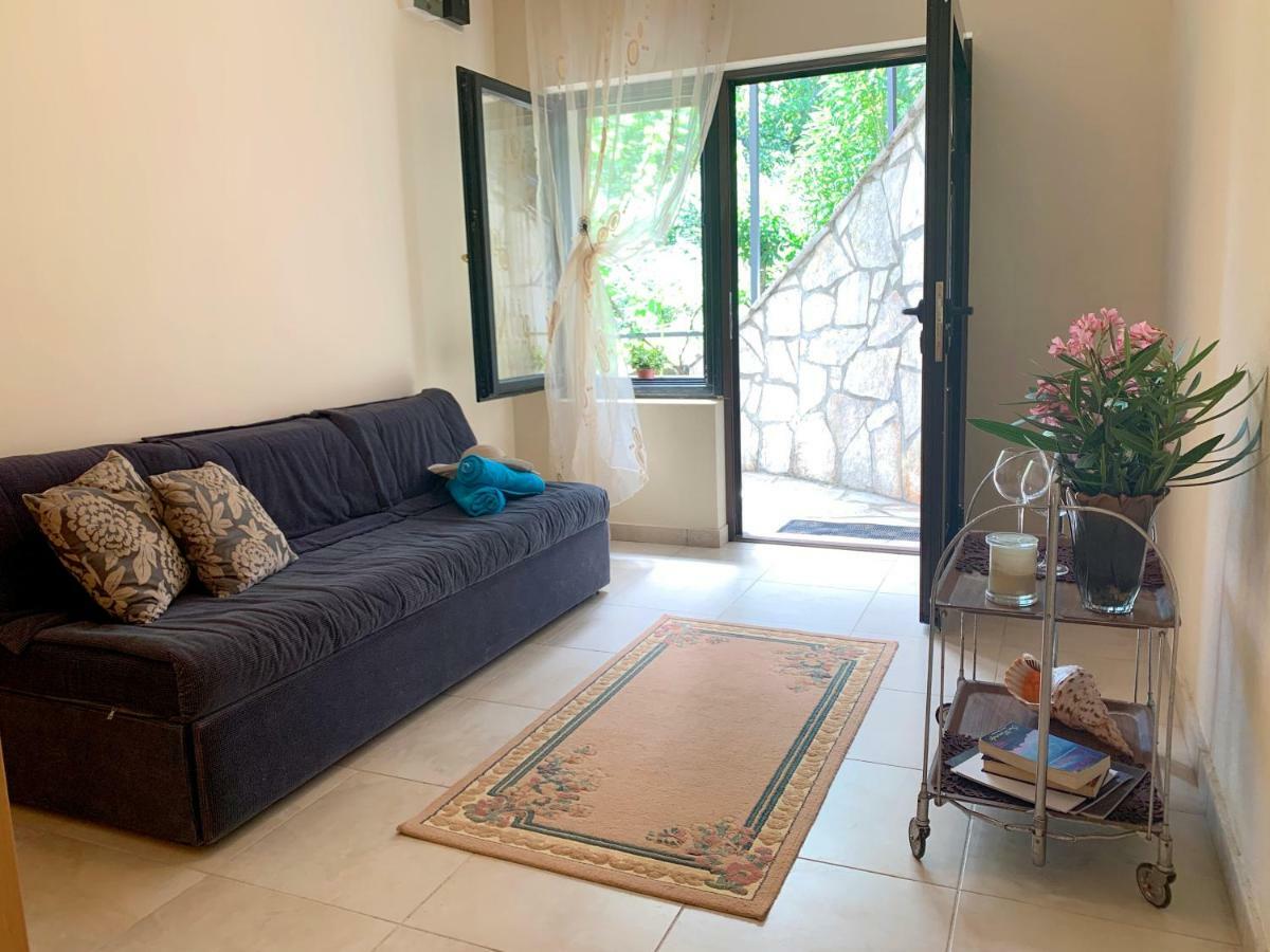 Villa Monte Boutique Apartments In ヘルツェグ・ノヴィ エクステリア 写真