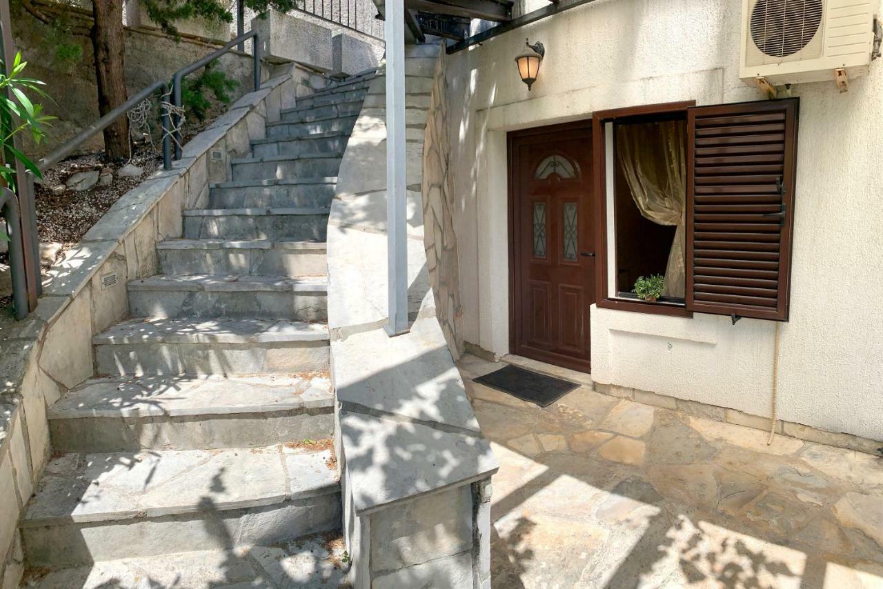 Villa Monte Boutique Apartments In ヘルツェグ・ノヴィ エクステリア 写真